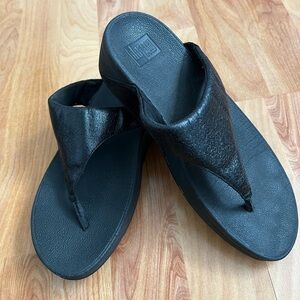 FitFlops black shimmer sz 7 VGUC
Making room in my closet
